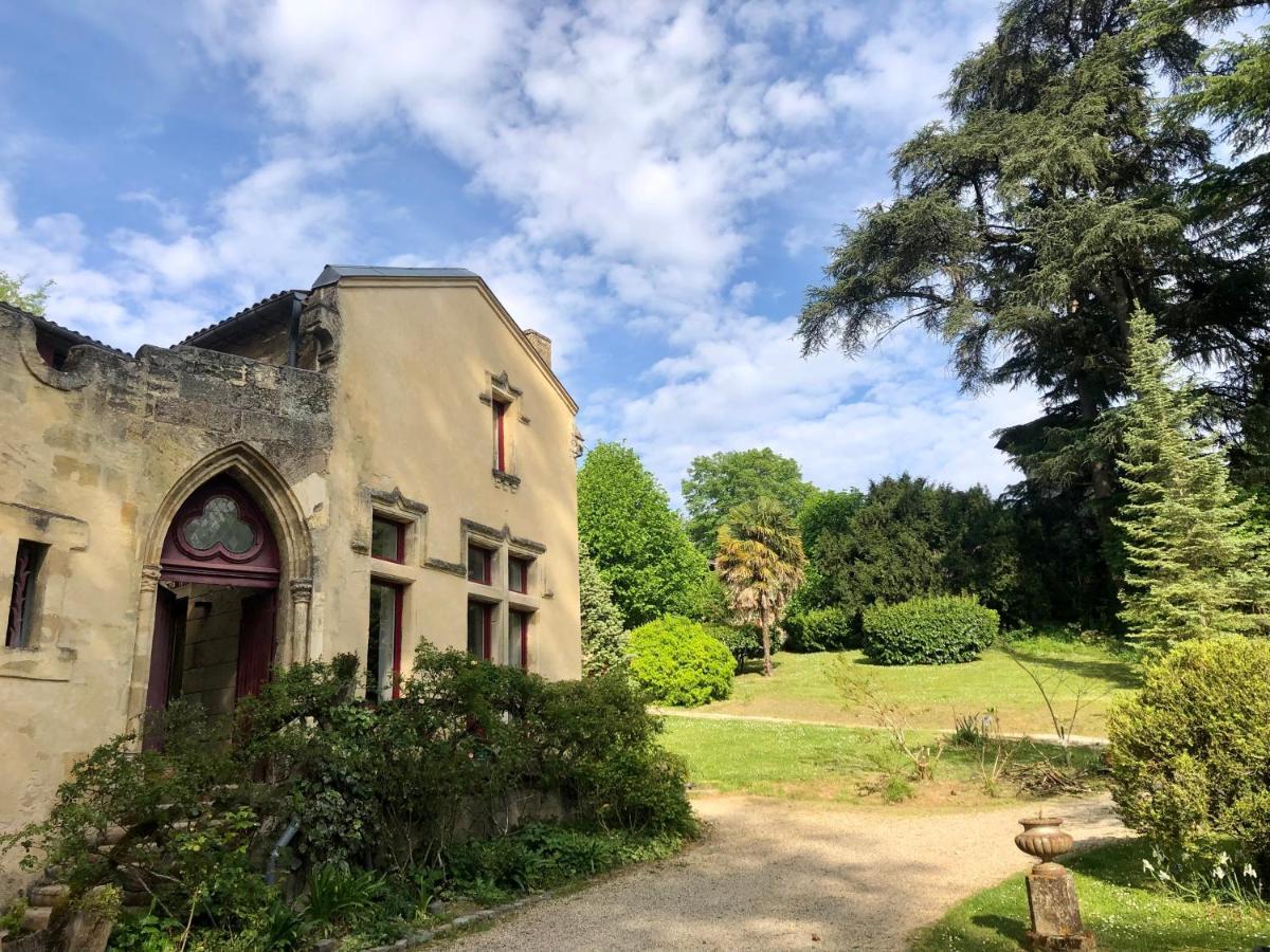 L'Abbaye Du Chateau Du Vallier Langoiran Bagian luar foto